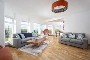 TV connectée, chaîne hi-fi