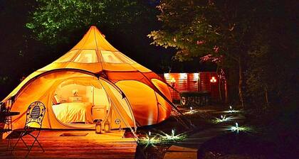 Apple Blossom, dog friendly yurt located in Alkborough, Lincolnshire