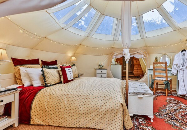 Internet, bed sheets