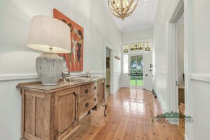 Interior - Central Charm - the best of Echuca living! (Echuca)