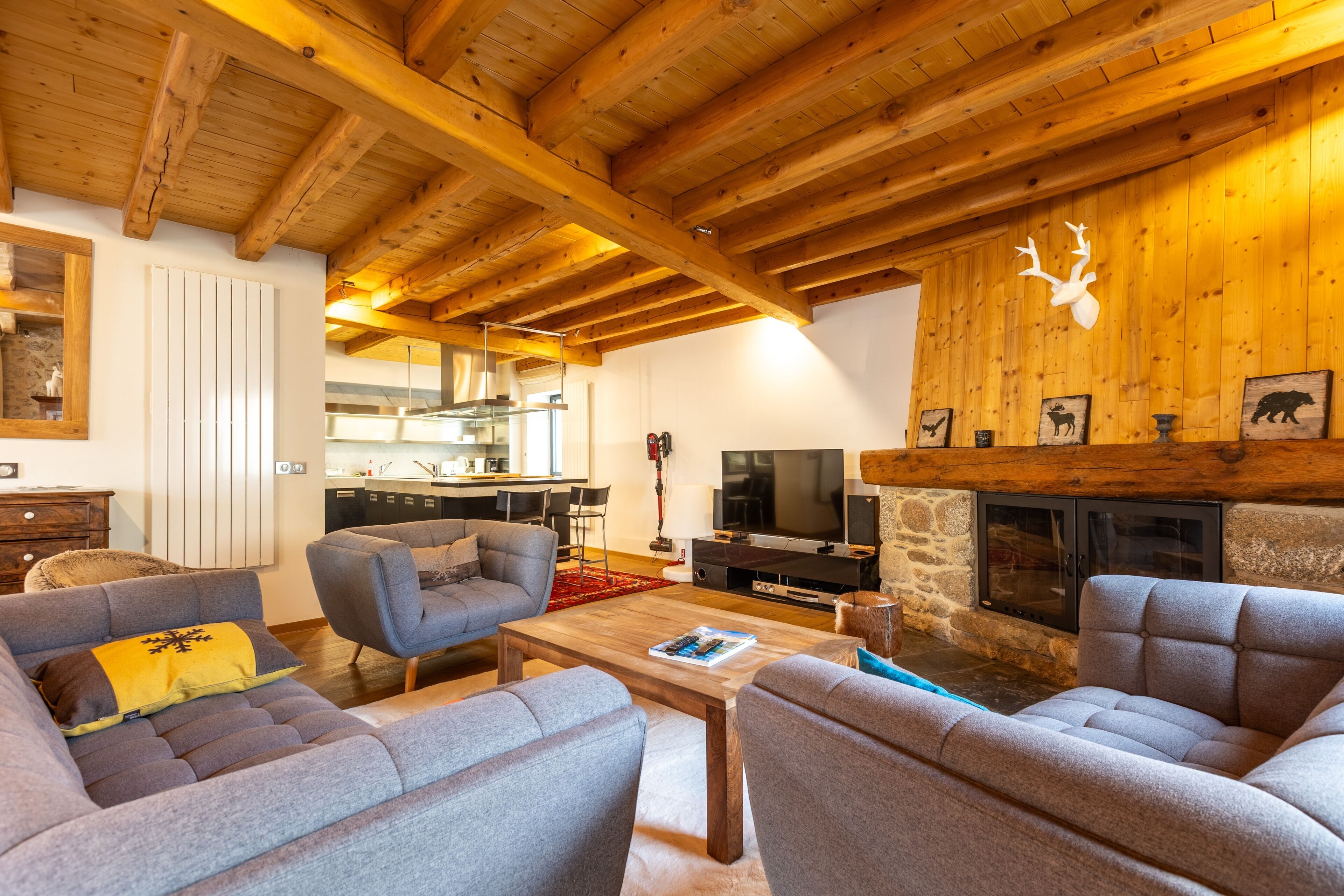 TV, fireplace, DVD player, stereo