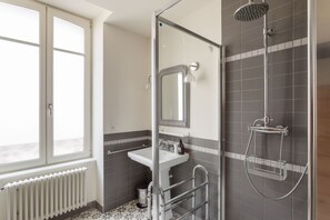 Hair dryer, towels - Le Rock Fish - Quelques minutes de la plage (Dinard)