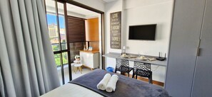 Basic Apartment | Free WiFi, bed sheets - COBAR0143 - Edifício ZN Barra (Salvador)