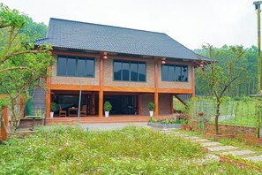 Front of property - Thung Din Homestay (Nho Quan)