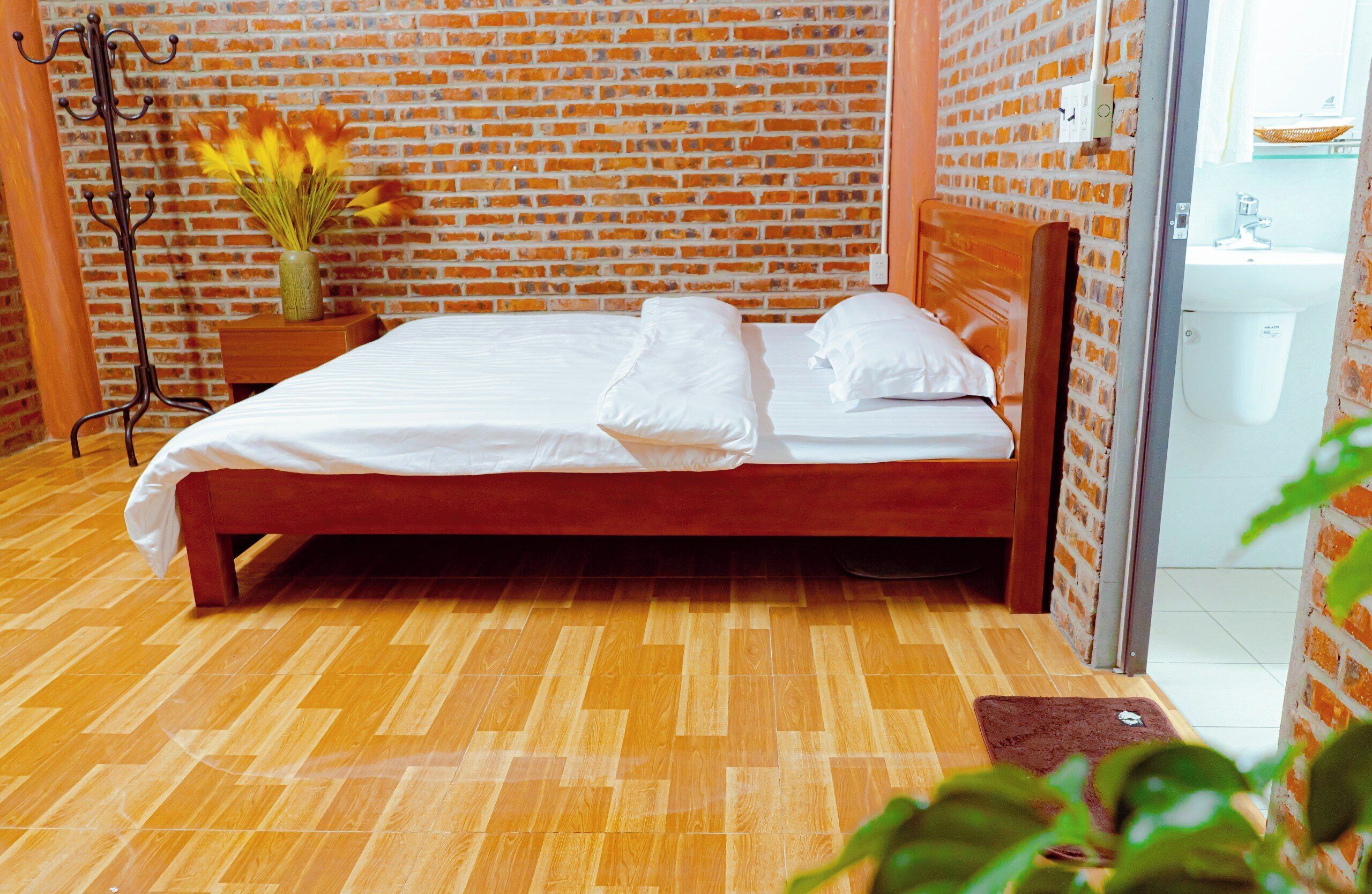 Standard Double Room, 1 King Bed | Premium bedding, down duvets, memory-foam beds, individually decorated