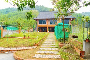 Family Shared Dormitory, Multiple Beds, Garden View | Garden view - Thung Din Homestay (Nho Quan)
