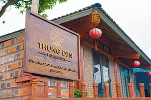 Front of property - Thung Din Homestay (Nho Quan)