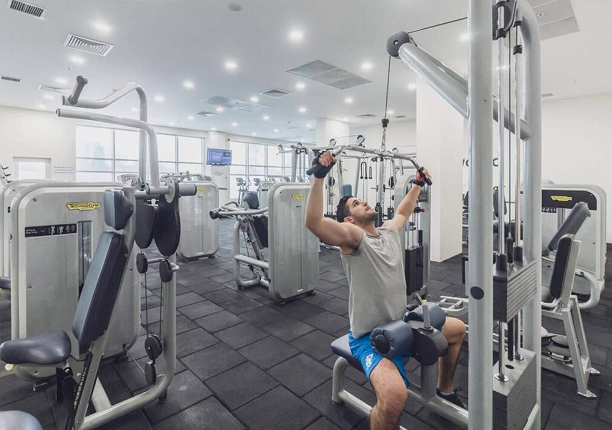 Apartment, 2 Bedrooms, Accessible, City View | Fitness facility