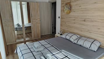 Apartment, 2 Bedrooms, Accessible, City View | 3 bedrooms
