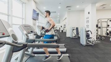 Apartemen, 2 kamar tidur, akses difabel, pemandangan kota | Studio fitness