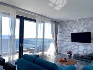 Apartment | Living room - Apartments Fortes Fortuna - Superior Two Bedroom Apartment With Terrace and Sea View (Dubrovnik)