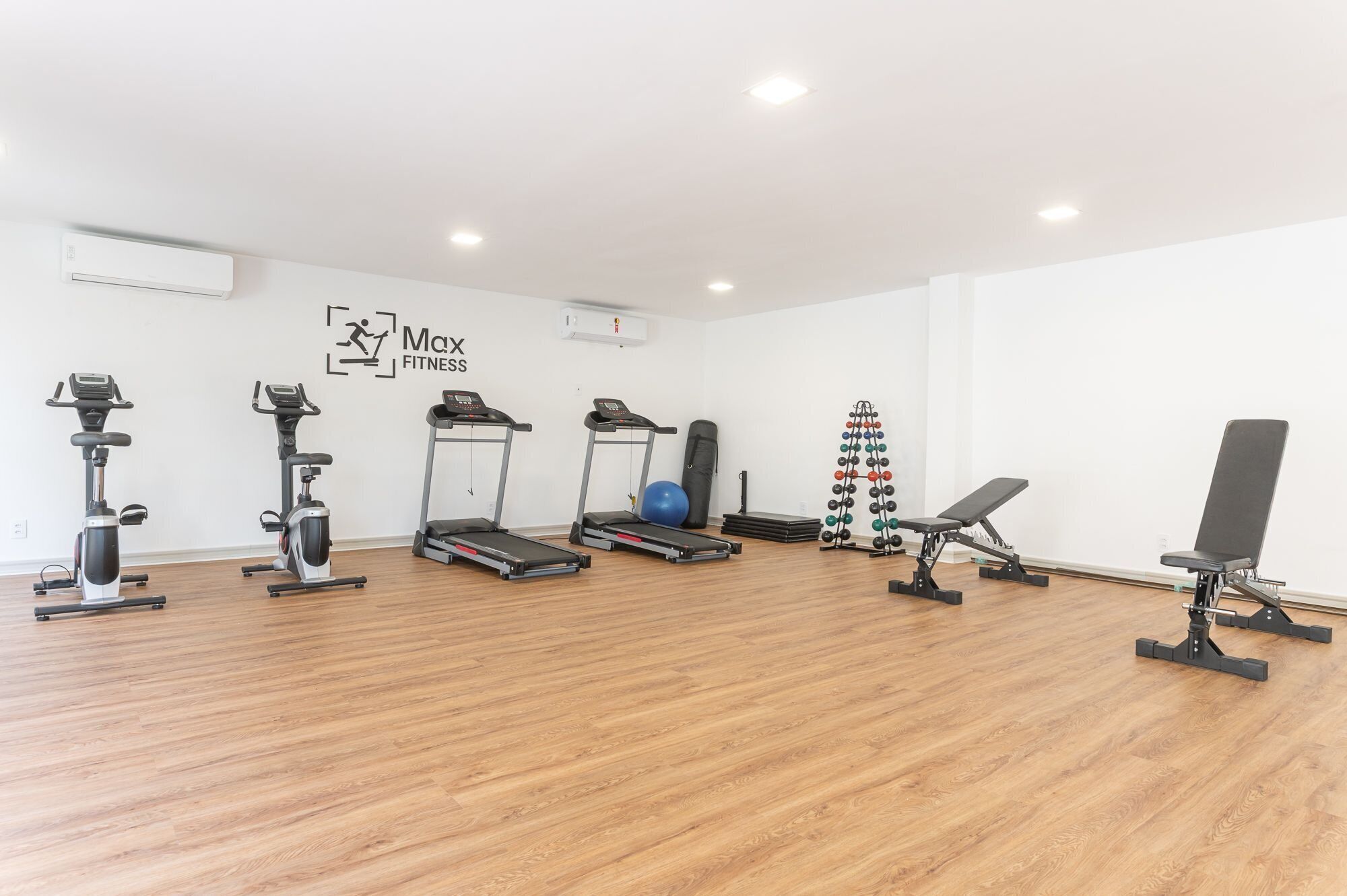 Apartamento básico | Sala de fitness