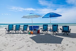 On the beach - Jade East 350•Remodeled•Beachfront•Heated Pool/Spa•Beach Gear•Fitness Center (Destin)