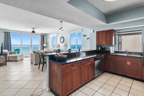 Fridge, microwave, oven, stovetop - Majestic Sun B614*Gulf Views*Heated Pools/Hot Tubs*Beach Gear*Gym*Pickleball (Miramar Beach)