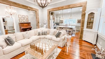 TV connectée, cheminée