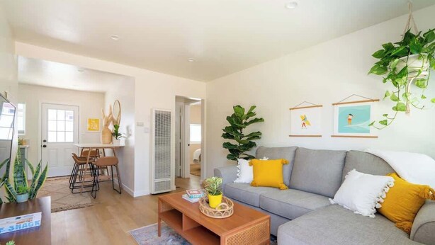 Unclassified image, 1 of 16, button - Sun-Filled Apt | Walk to Beach | Private Patio (San Diego)