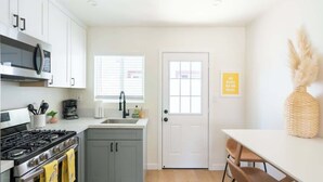 Unclassified image, 2 of 16, button - Sun-Filled Apt | Walk to Beach | Private Patio (San Diego)