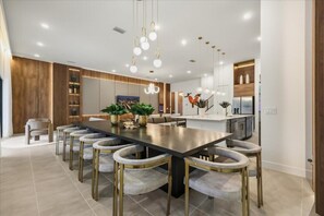Dining - 15 BD/ 16.5 BA/ Paradiso Grande (11133 MB) (Orlando)