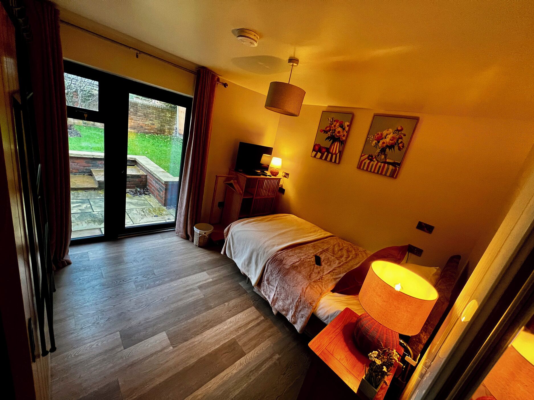 Cottage | 4 bedrooms, individually decorated, individually furnished, free WiFi