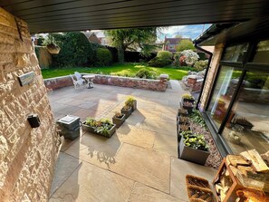 Cottage | Outdoor dining - Havendale (Chesterfield)