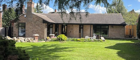 Cottage | Exterior