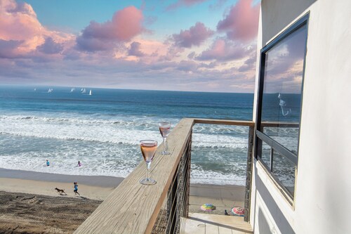 Soothing 1-bedroom apartment in delightful Playas de Tijuana