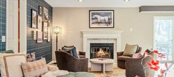 Epic Poconos Pad - Pool - Hot Tub - Gym - Golf Sim