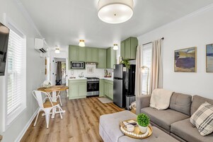 Refrigerador, cafetera/tetera