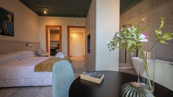 1 bedroom, iron/ironing board, travel crib, free WiFi