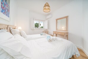 2 makuuhuonetta, silitysrauta/-lauta, Wi-Fi, vuodevaatteet