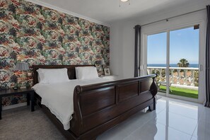 3 bedrooms, iron/ironing board, free WiFi, bed sheets - 3306 (Mijas Costa)
