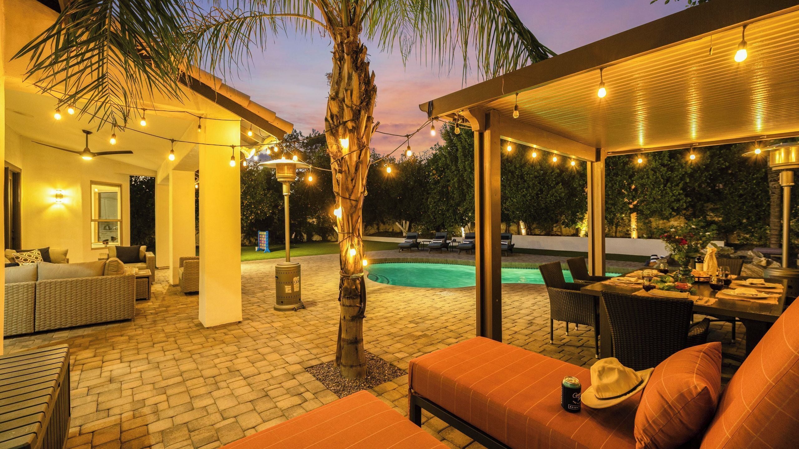 House (5 Bedrooms) | Interior