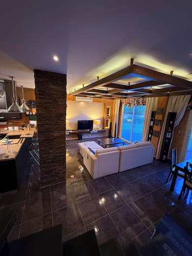 Luxury Ritz Villa - By Sinai Stays