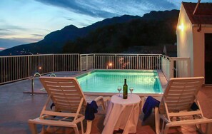Pool - Awesome home in Gruda (Gruda)