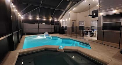 Lovely 4-bedroom house in nice Kissimmee Disney