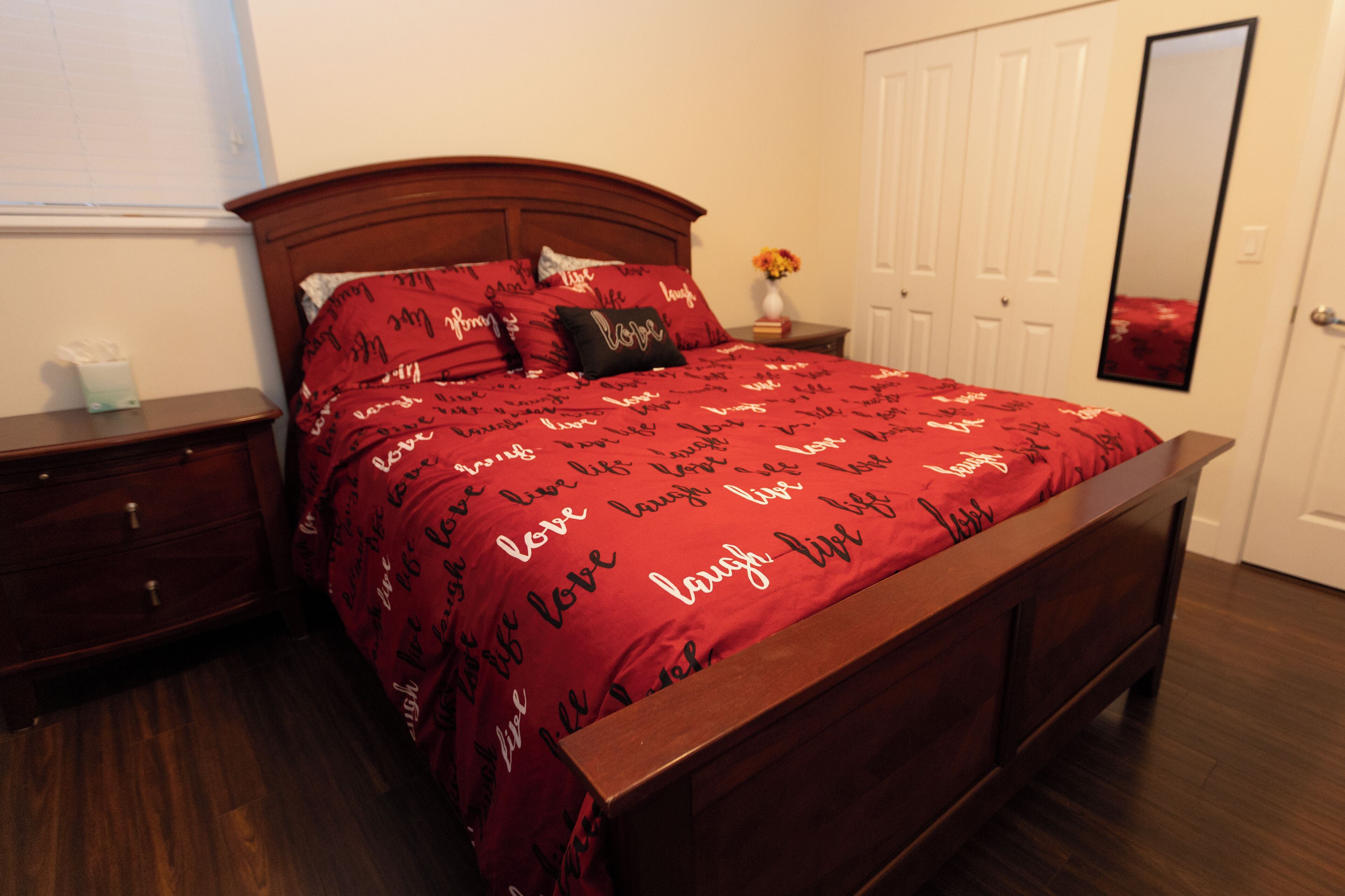 2 bedrooms, desk, iron/ironing board, free WiFi