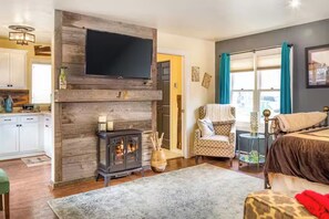 Televisión, chimenea