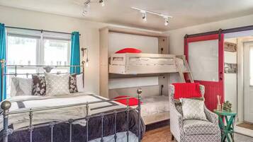 BĂŒgeleisen/BĂŒgelbrett, kostenloses WLAN, BettwĂ€sche