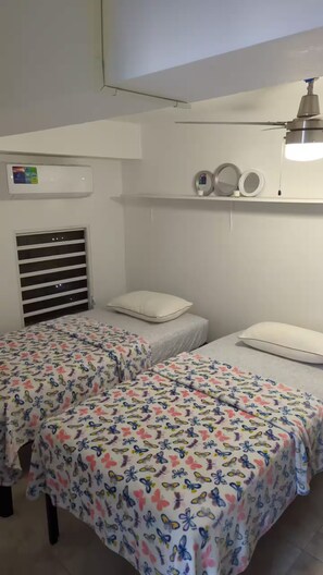 2 bedrooms, iron/ironing board, WiFi, bed sheets - Two bedrooms close to Plaza Las Americas (San Juan)