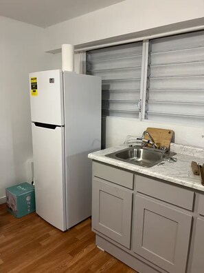 Private kitchen - 2 bedrooms in Hato Rey (San Juan)