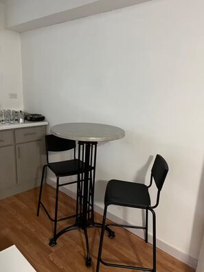 Dining - Hato Rey's Newly Renovated Studio Retreat (San Juan)