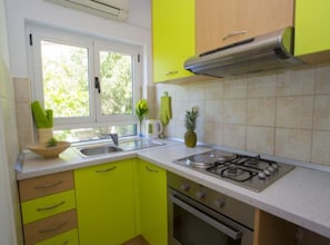 Fridge, oven, cookware/dishes/utensils - Two Bedroom Apartment With Terrace And Sea View (A1) (Podgora)