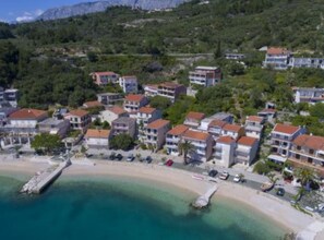 Beach - One Bedroom Apartment With Terrace And Sea View (A2) (Podgora)