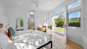 3 bedrooms, iron/ironing board, travel cot, WiFi