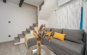 Smart TV - Cozy apartment in Biograd with WiFi (Biograd)