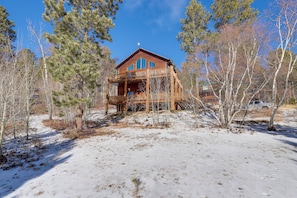 Exterior - 1 Mi to Terry Peak! Black Hills Cabin Hideaway (Lead)