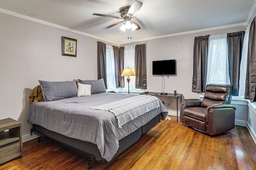 Walk to AH Stephens State Park! Pet-Friendly Home