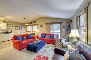 TV, fireplace, books, stereo