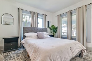 1 bedroom, desk, iron/ironing board, Internet