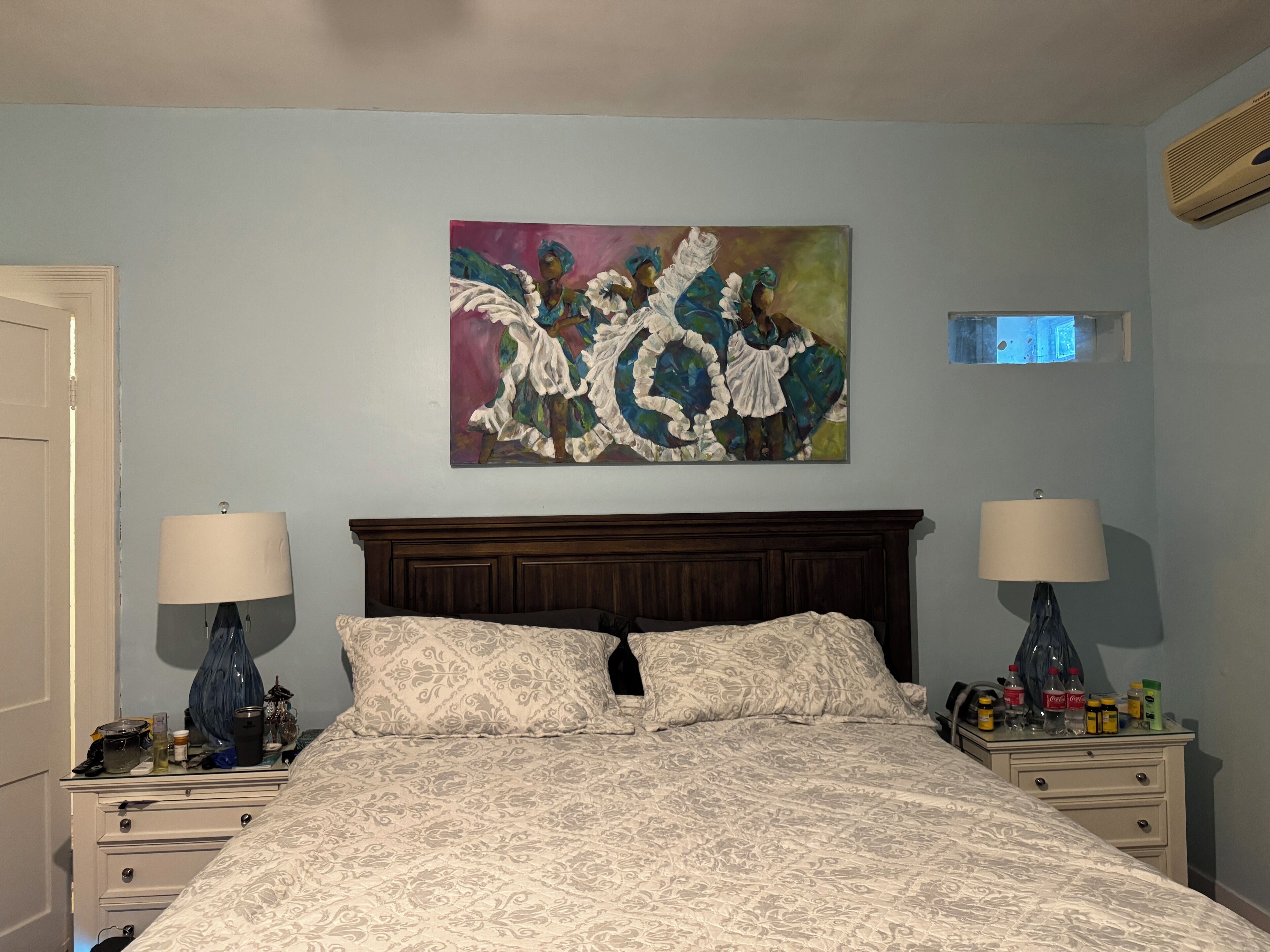 2 bedrooms, in-room safe, desk, iron/ironing board